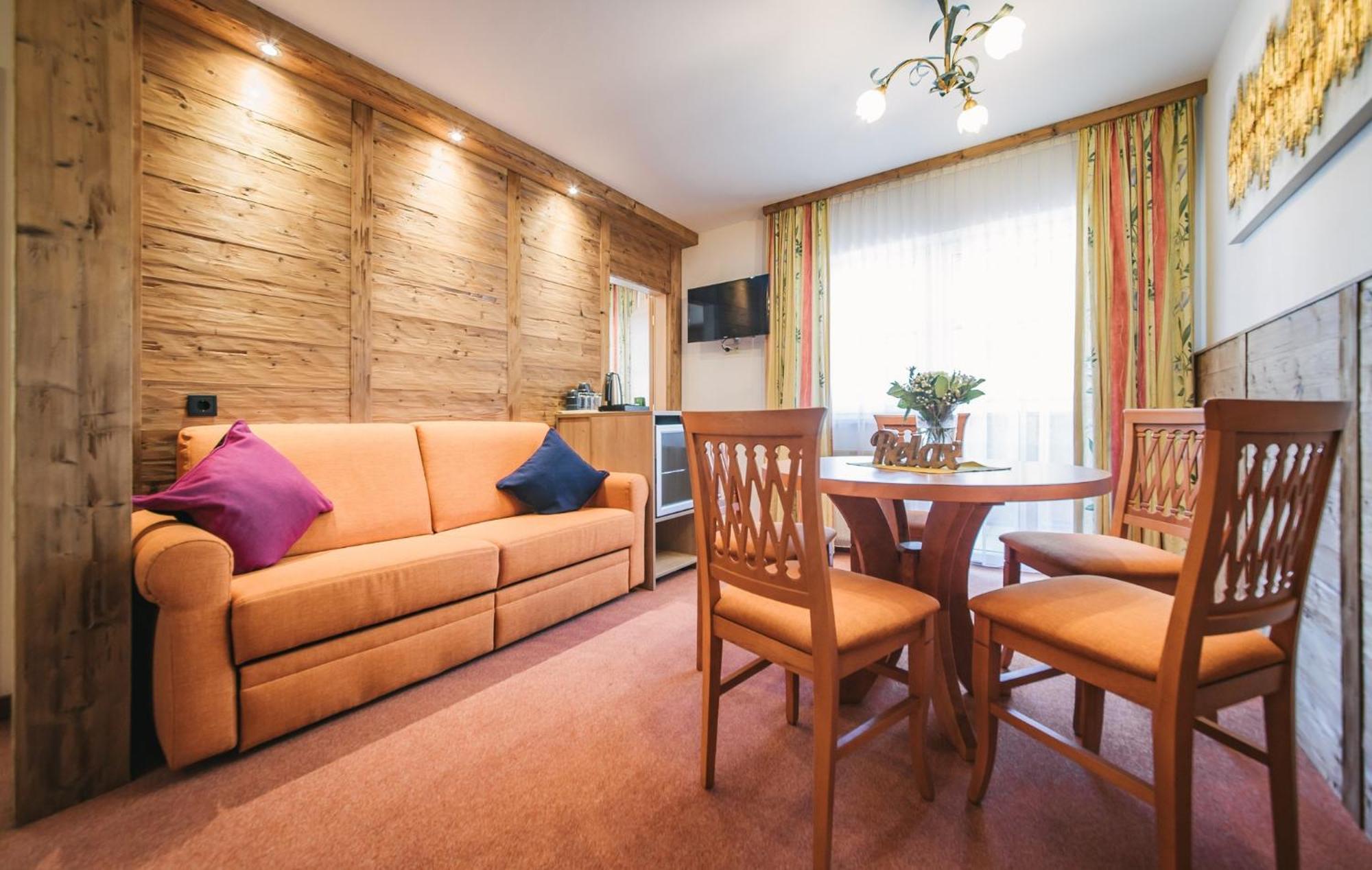 Arlen Lodge Hotel Inkl Premium Karte Im Sommer Sankt Anton am Arlberg Exterior photo