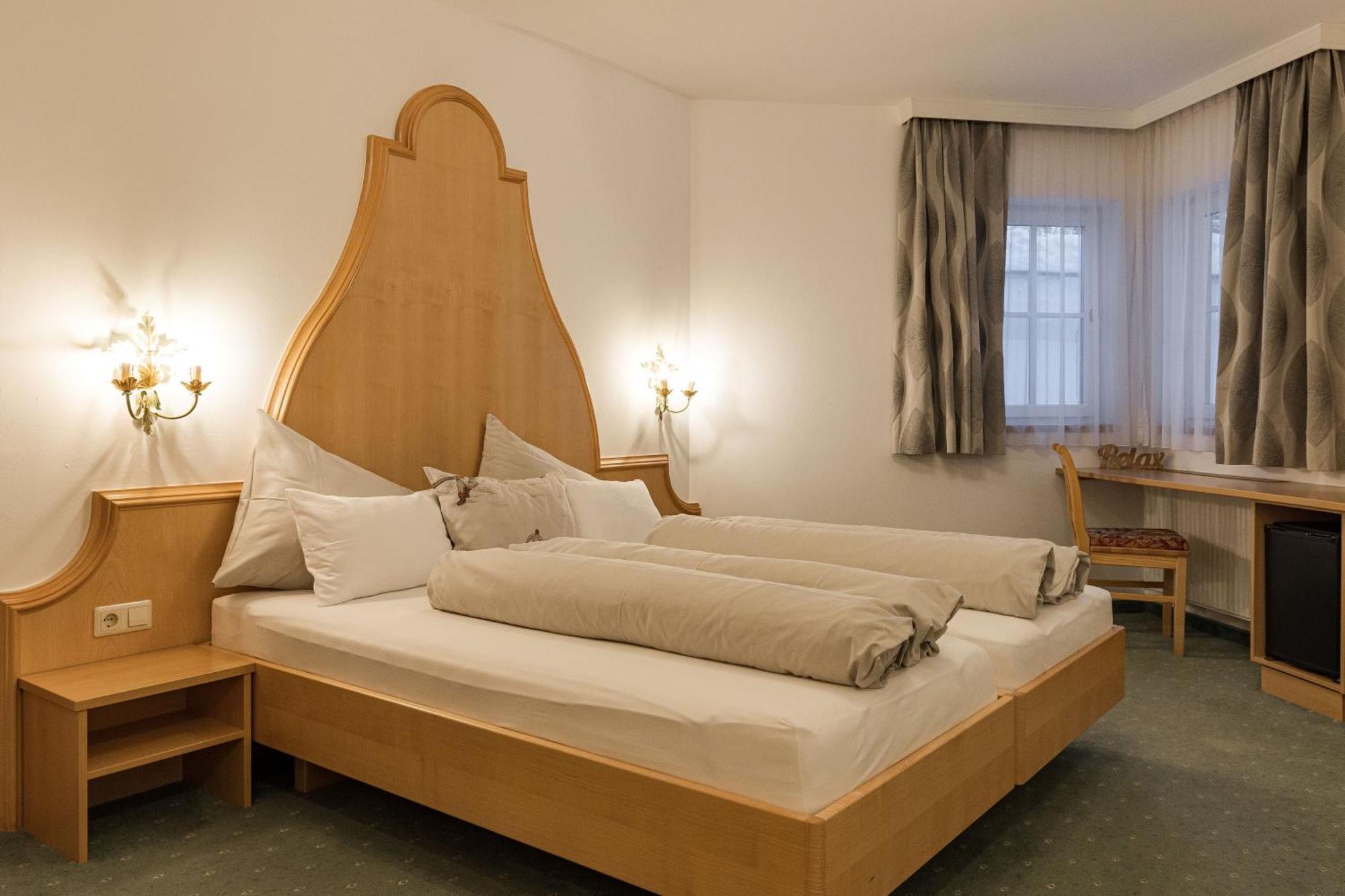 Arlen Lodge Hotel Inkl Premium Karte Im Sommer Sankt Anton am Arlberg Exterior photo