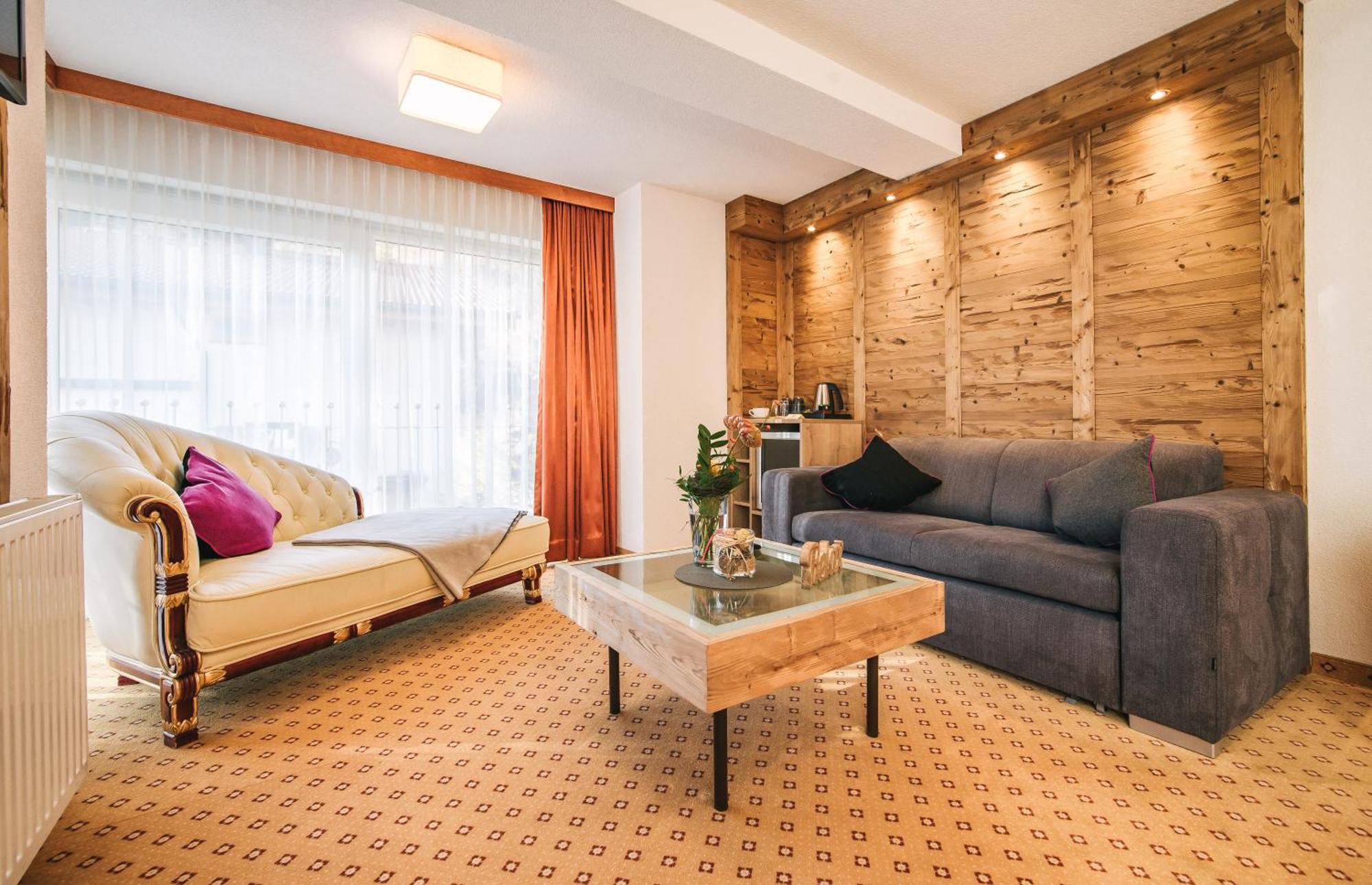 Arlen Lodge Hotel Inkl Premium Karte Im Sommer Sankt Anton am Arlberg Exterior photo
